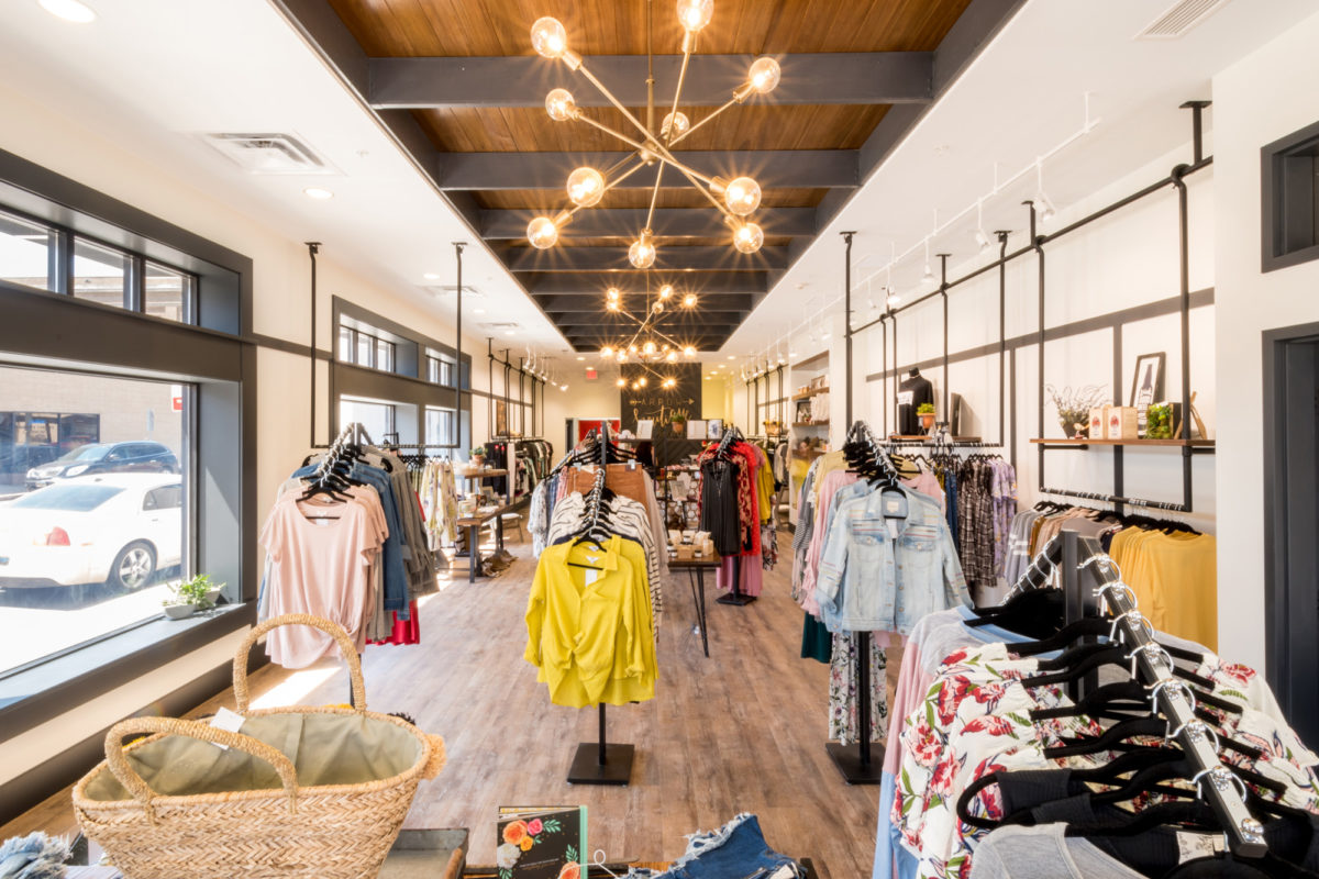 Arrow Boutique / Pinned CoOp Architecture